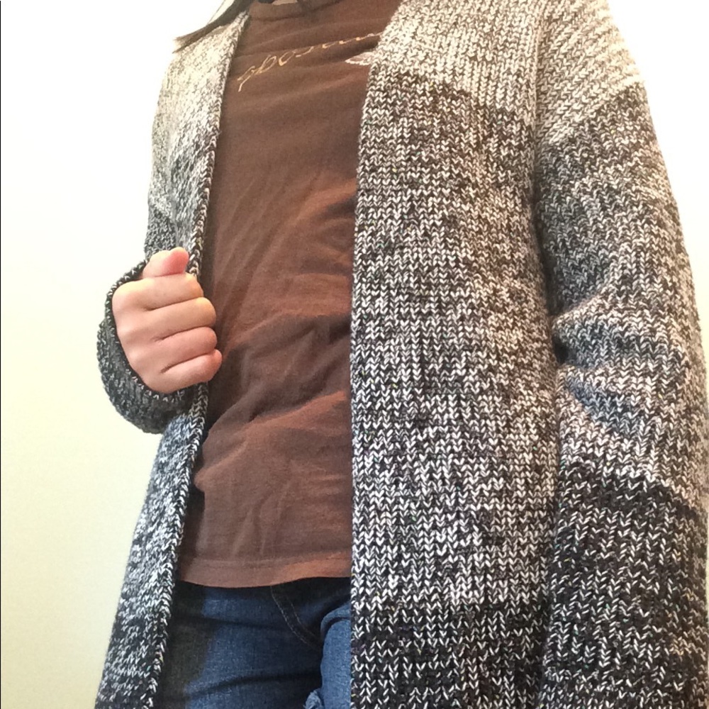 Ann Taylor Ombre Cardigan | Black & White Knit - Picture 3 of 7